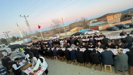 Çetmi Köyü’nde Ramazan Bereketi: Protokol ve Vatandaşlar İftarda Buluştu