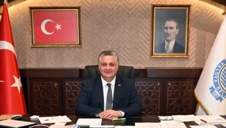 Mehmet Gürel: “Atatürk’ün Yalova’ya gelişi, kentin Cumhuriyet tarihindeki müstesna yerini göstermektedir”