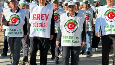 Kütahya Şeker işçileri greve çıktı, Şeker-İş Sendikası sosyal medyada dayanışma çağrısı yaptı